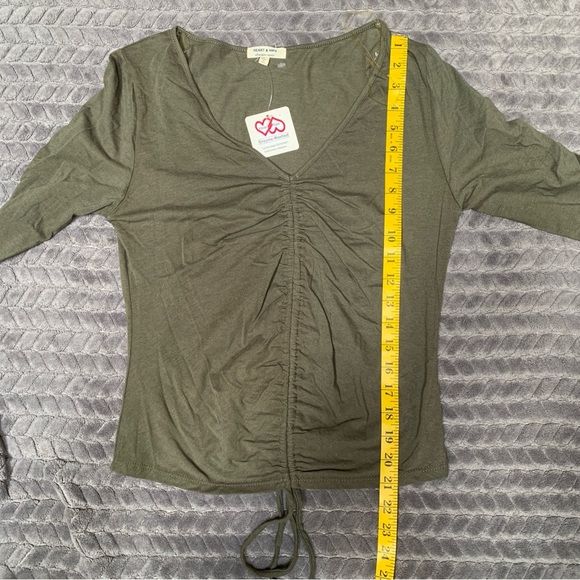 Heart & Hips Shirt Womens Large Olive Green Long Sleeve Top Cinch Drawstring - Picture 10 of 11